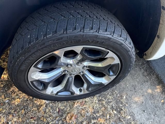 2021 RAM 1500 Limited Crew Cab 4x4 5'7" Box