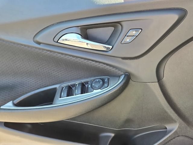 2023 Chevrolet Malibu LS