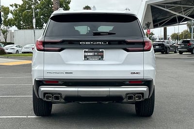 2026 GMC Acadia Denali