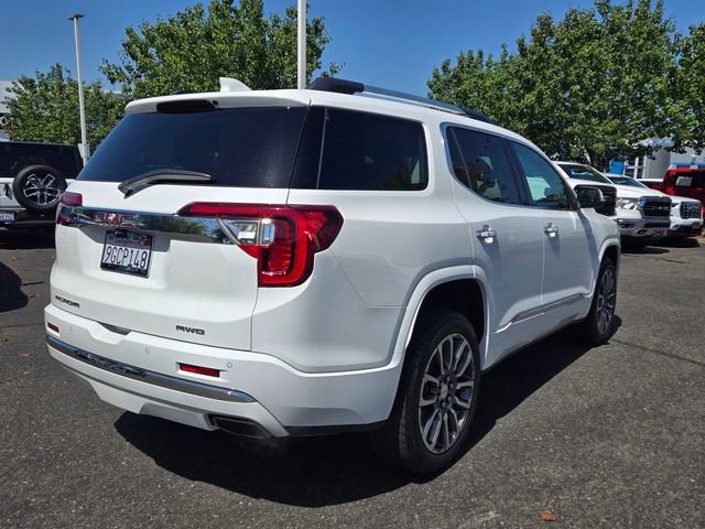 2023 GMC Acadia Denali