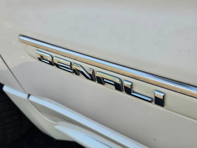 2016 GMC Acadia Denali