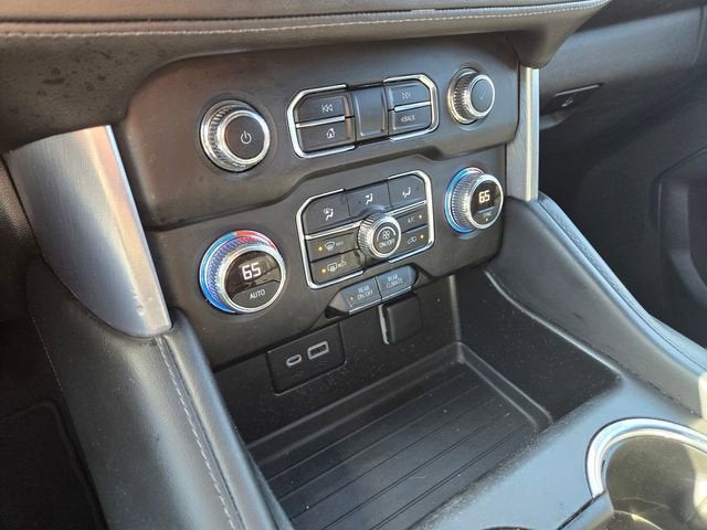2022 GMC Yukon SLE