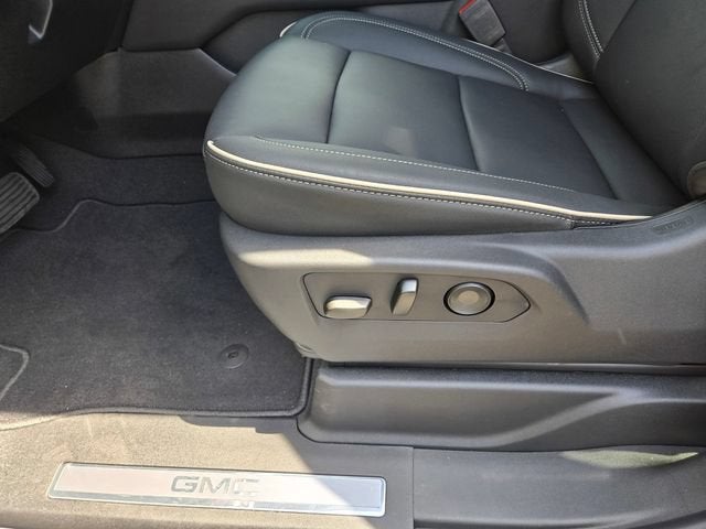 2026 GMC Yukon XL Elevation - Photo 10