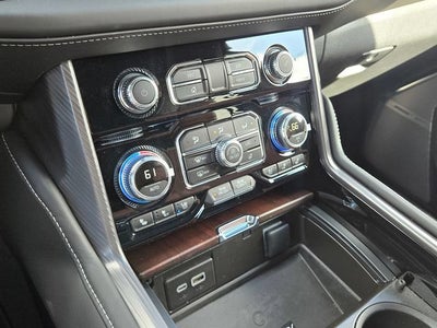 2024 GMC Yukon XL Denali Ultimate