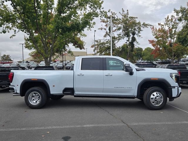 2026 GMC Sierra 3500 HD Denali Ultimate DRW