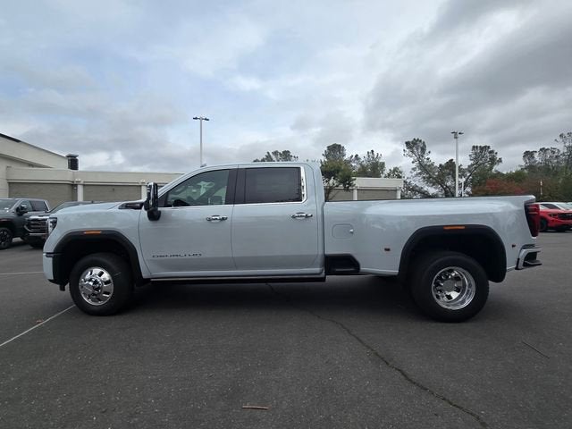 2026 GMC Sierra 3500 HD Denali Ultimate DRW
