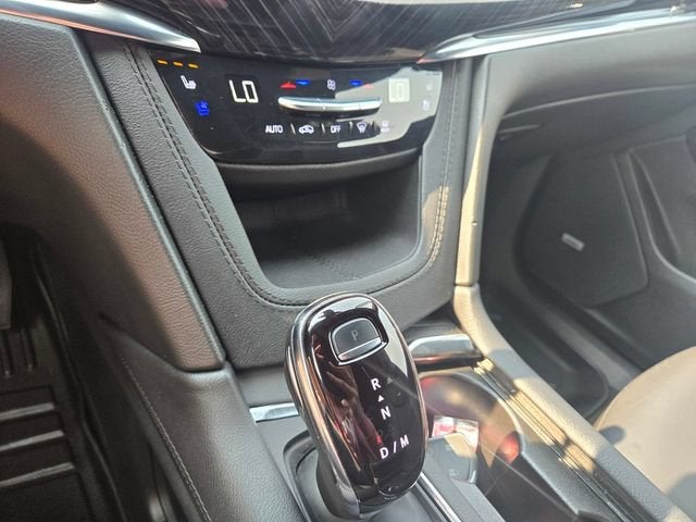 2023 Cadillac XT6 AWD Premium Luxury