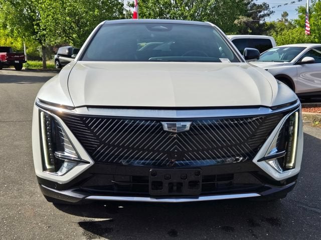 Used 2024 Cadillac LYRIQ Luxury 1 with VIN 1GYKPPRK8RZ120892 for sale in Folsom, CA