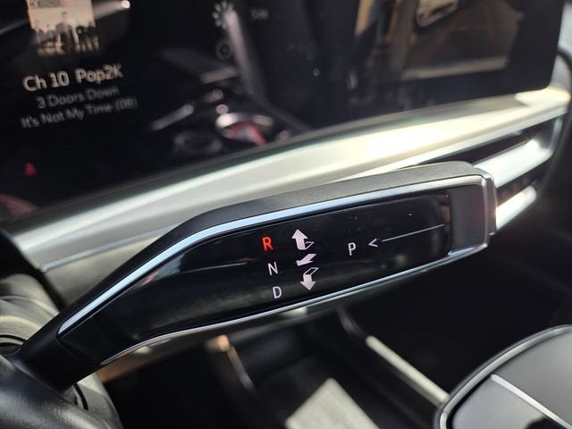 2024 Cadillac LYRIQ Luxury 1