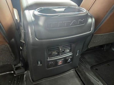2023 Nissan TITAN Crew Cab Platinum Reserve 4x4