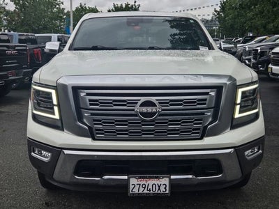2023 Nissan TITAN Crew Cab Platinum Reserve 4x4