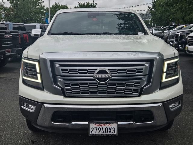 2023 Nissan TITAN Crew Cab Platinum Reserve 4x4