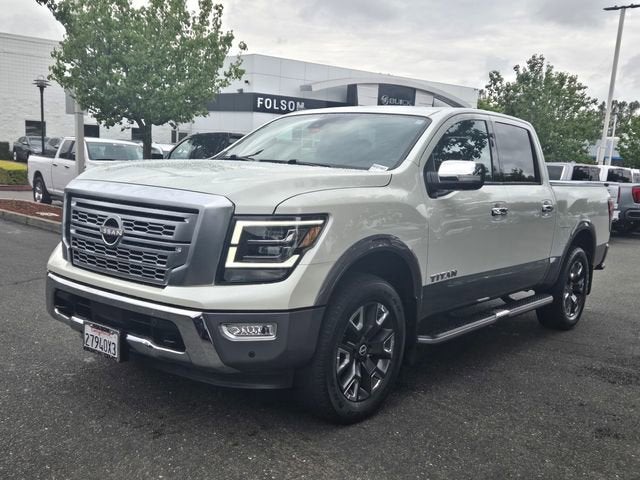 2023 Nissan TITAN Crew Cab Platinum Reserve 4x4