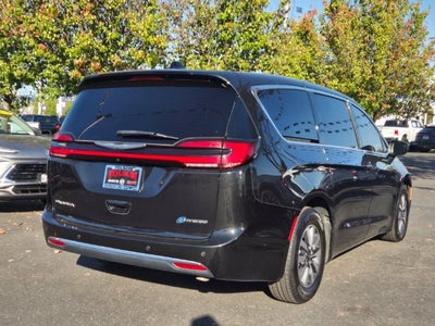 2023 Chrysler Pacifica Hybrid Touring L
