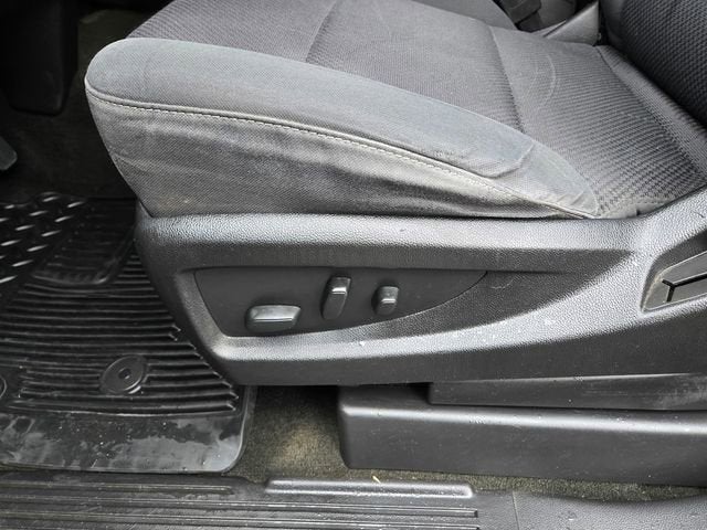 2017 Chevrolet Silverado 1500 LT - Photo 15