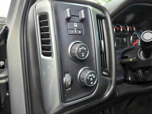 2017 Chevrolet Silverado 1500 LT - Photo 16