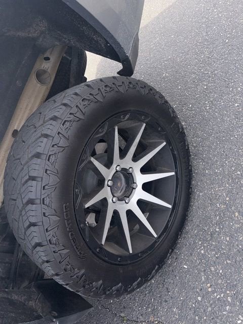 2017 Chevrolet Silverado 1500 LT - Photo 3