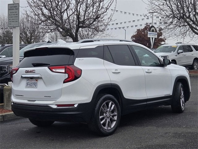2023 GMC Terrain SLT