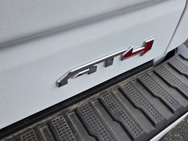 2026 GMC Sierra 1500 AT4 - Photo 6