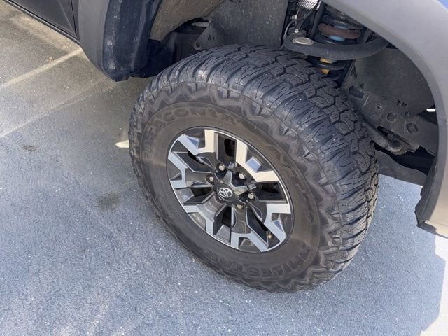 2022 Toyota Tacoma 4WD SR