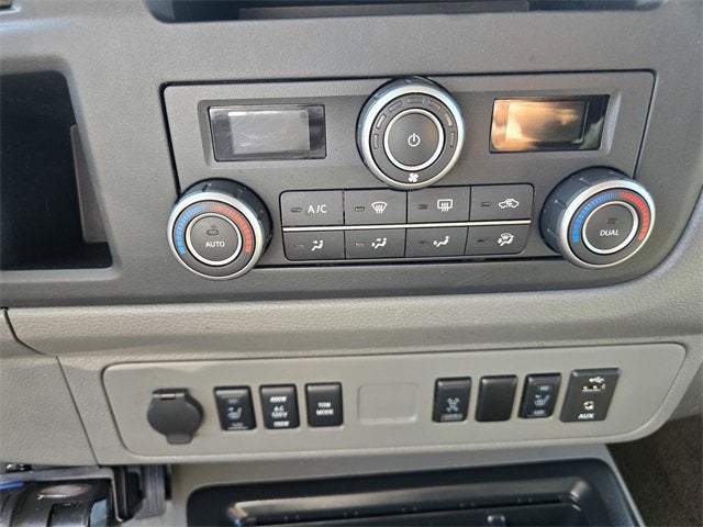 2021 Nissan NV Passenger NV3500 HD SL