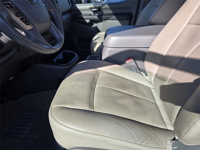 2021 Nissan NV Passenger NV3500 HD SL