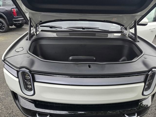 2024 RIVIAN R1T Adventure