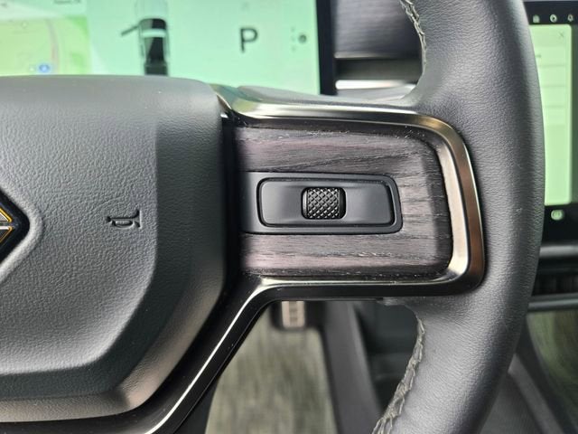 2024 RIVIAN R1T Adventure