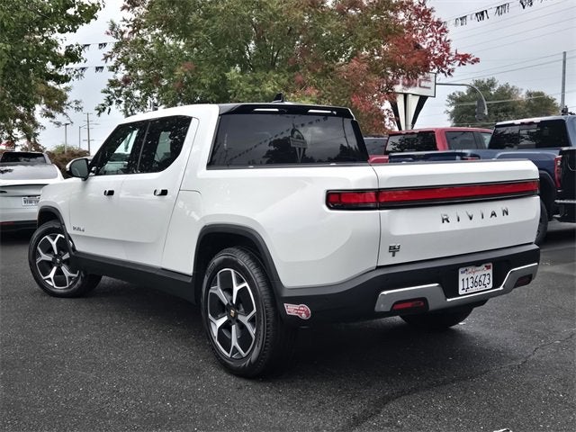 2024 RIVIAN R1T Adventure