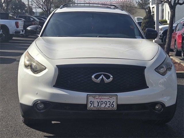 2016 INFINITI QX70 RWD 4dr