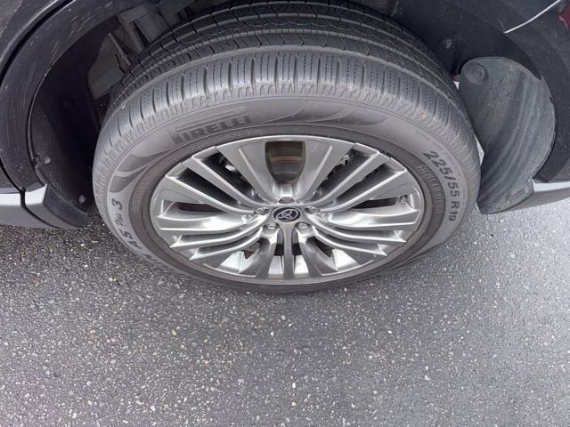 2022 Toyota Venza LE