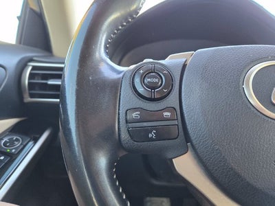 2016 Lexus IS 200t 4dr Sdn