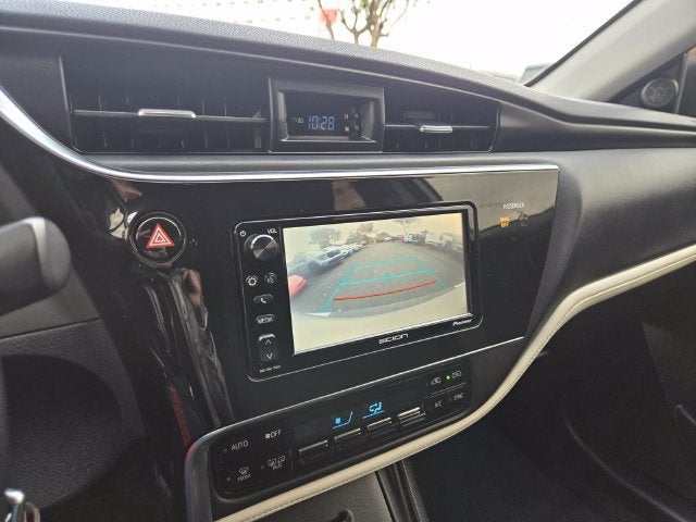 2016 Scion iM 5dr HB Man (Natl)