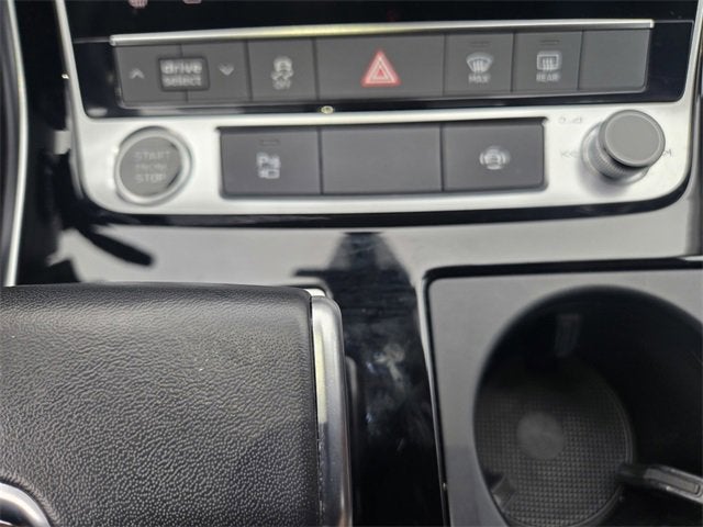 2023 Audi Q8 Premium Plus