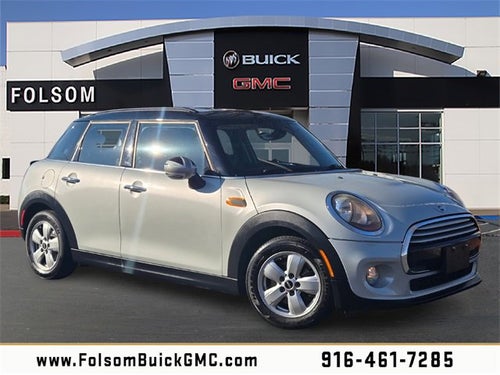 2015 MINI Hardtop 4 Door Cooper