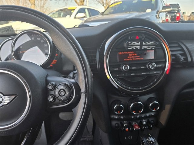 2015 MINI Hardtop 4 Door Cooper
