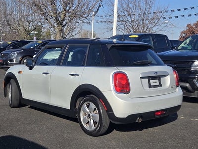 2015 MINI Hardtop 4 Door Cooper