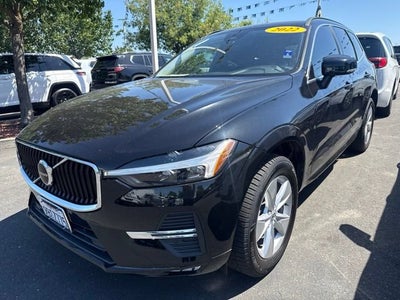 2022 Volvo XC60 Momentum