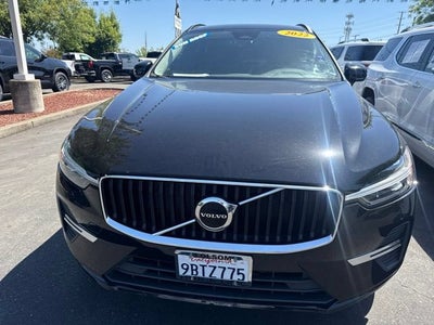 2022 Volvo XC60 Momentum