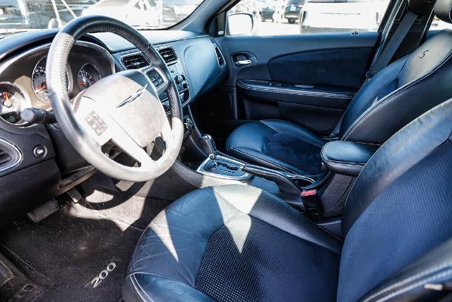 2013 Chrysler 200 Limited