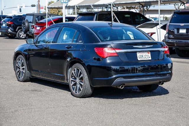 2013 Chrysler 200 Limited
