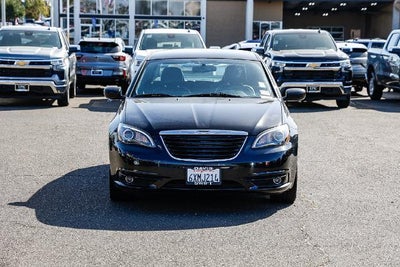 2013 Chrysler 200 Limited