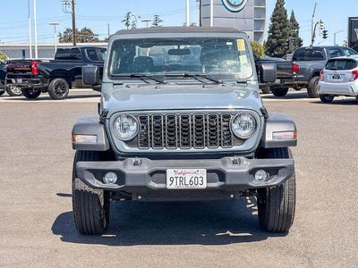 2025 Jeep Wrangler Sport