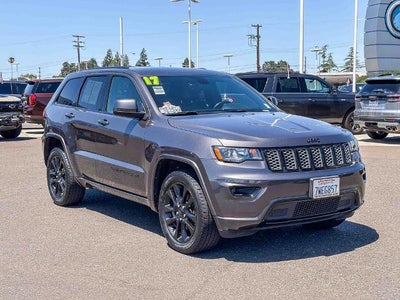 2017 Jeep Grand Cherokee Altitude