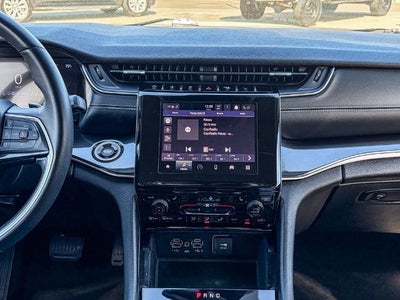 2021 Jeep Grand Cherokee L Laredo