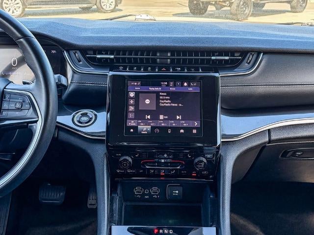 2021 Jeep Grand Cherokee L Laredo