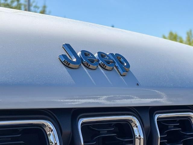 2021 Jeep Grand Cherokee L Laredo