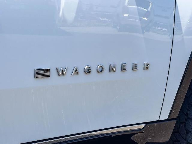 2023 Jeep Wagoneer Base