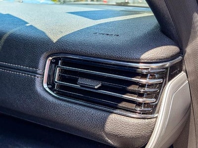 2023 Jeep Wagoneer Base