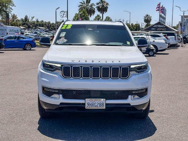 2023 Jeep Wagoneer Base